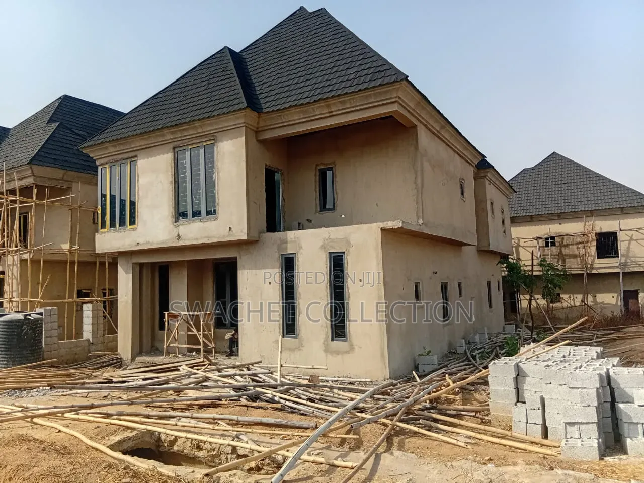 5bdrm Duplex in Sabon Lugbe for sale in Sabon Lugbe