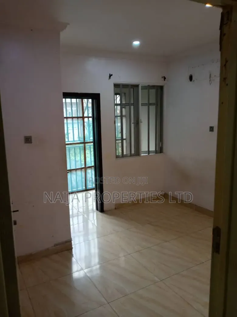 1bdrm Shared Apartment in Agungi for rent in Agungi