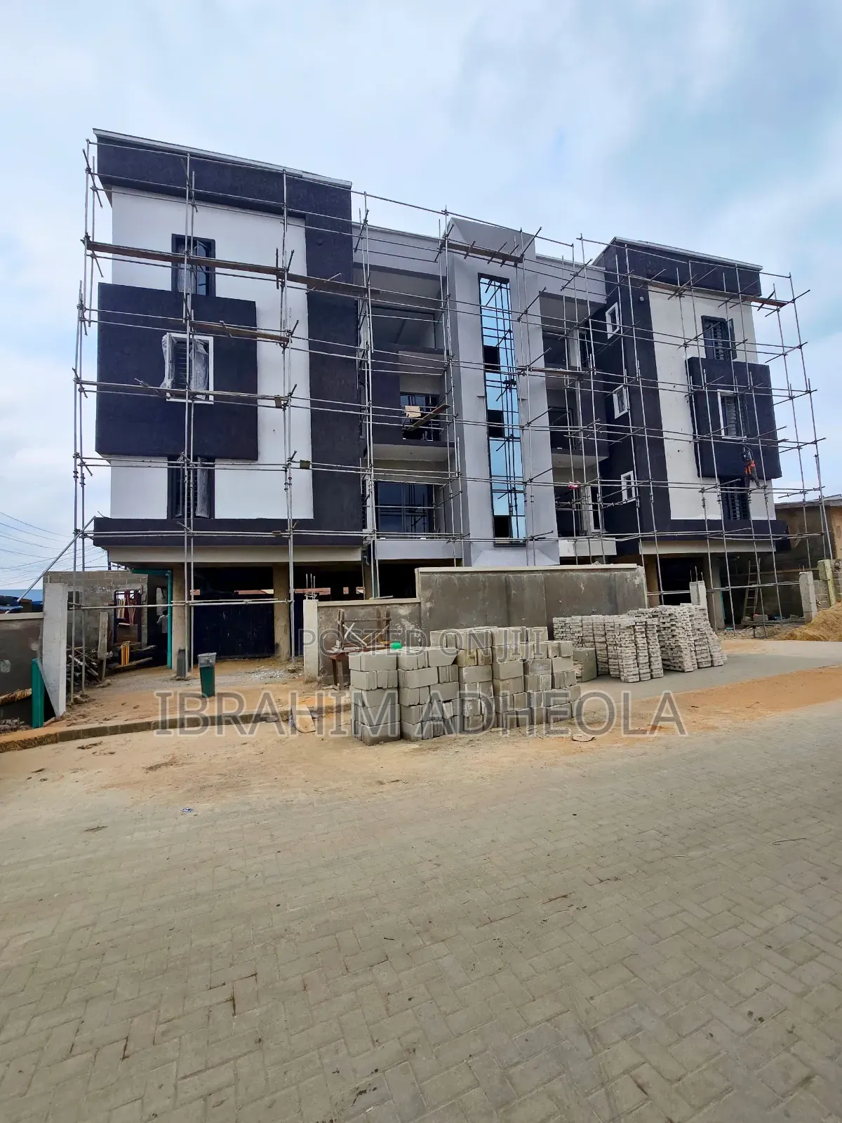 3bdrm Apartment in Gbagada for sale in Ifako-Gbagada