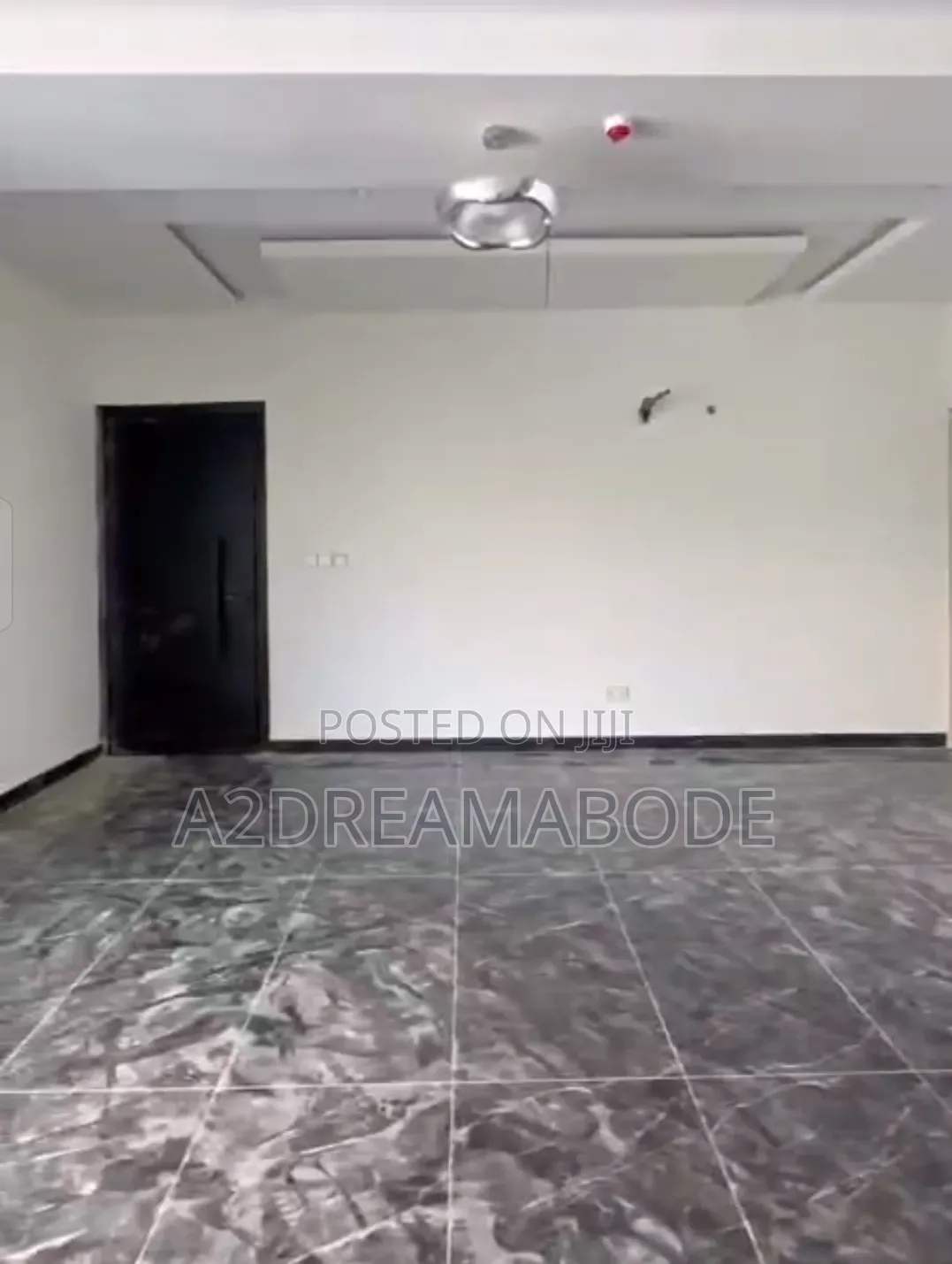 3bdrm Apartment in Yaba, Alagomeji for rent in Alagomeji