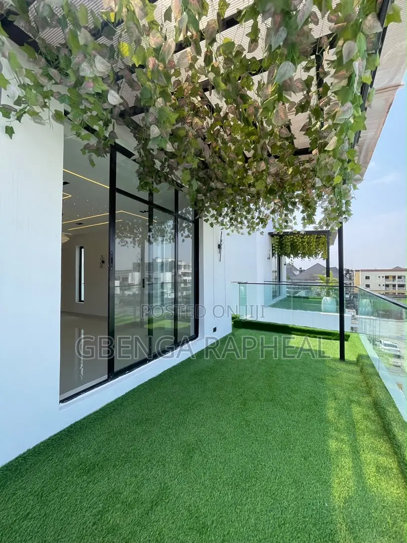 4bdrm Duplex in Ajah for sale in Ajah