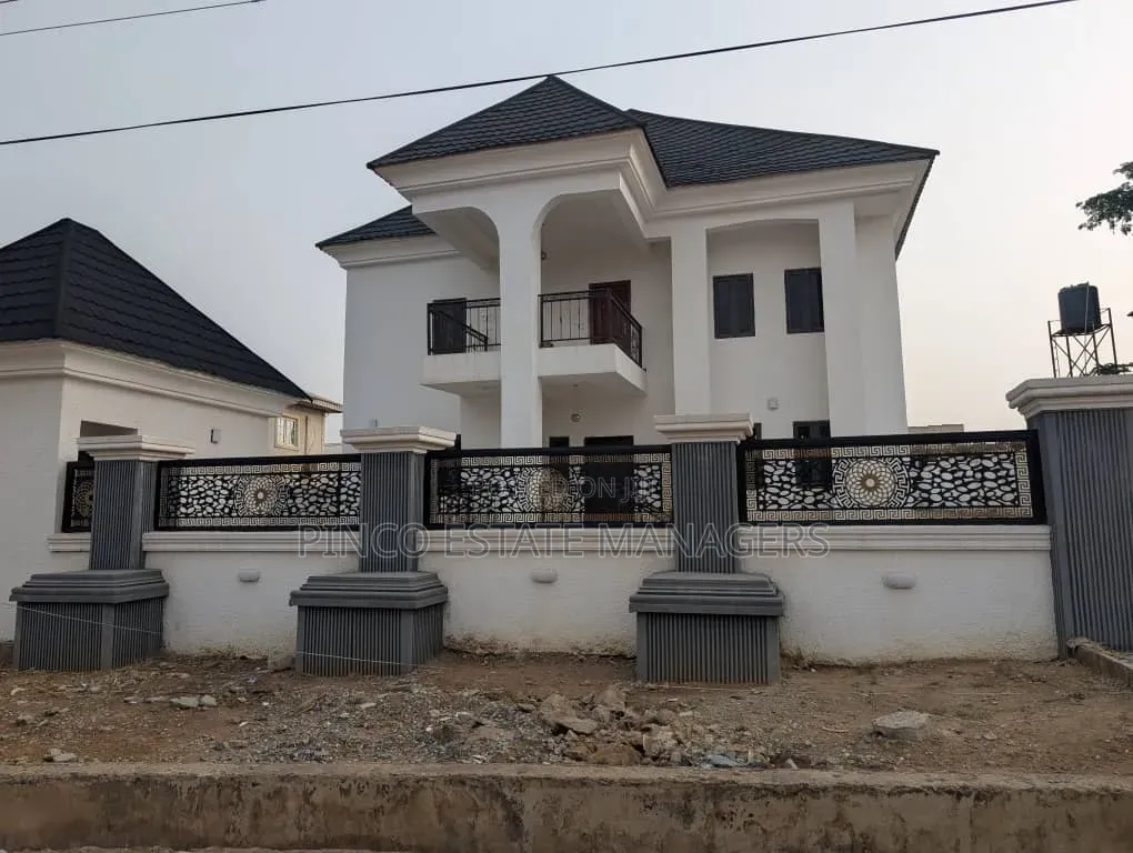 5bdrm Duplex in Efab City Estate, Life Camp for sale in Life Camp