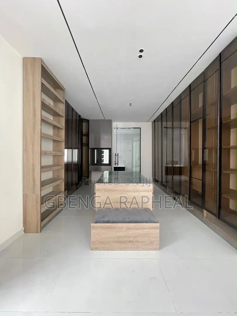 5bdrm House in Lekki for sale in Lekki Phase 1