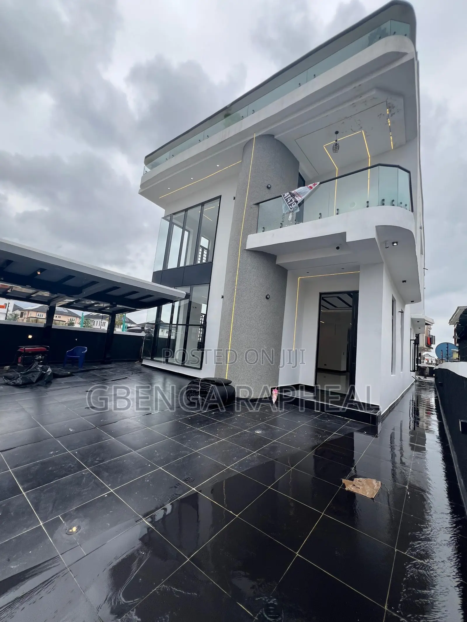 5bdrm Duplex in Ajah for sale in Ajah