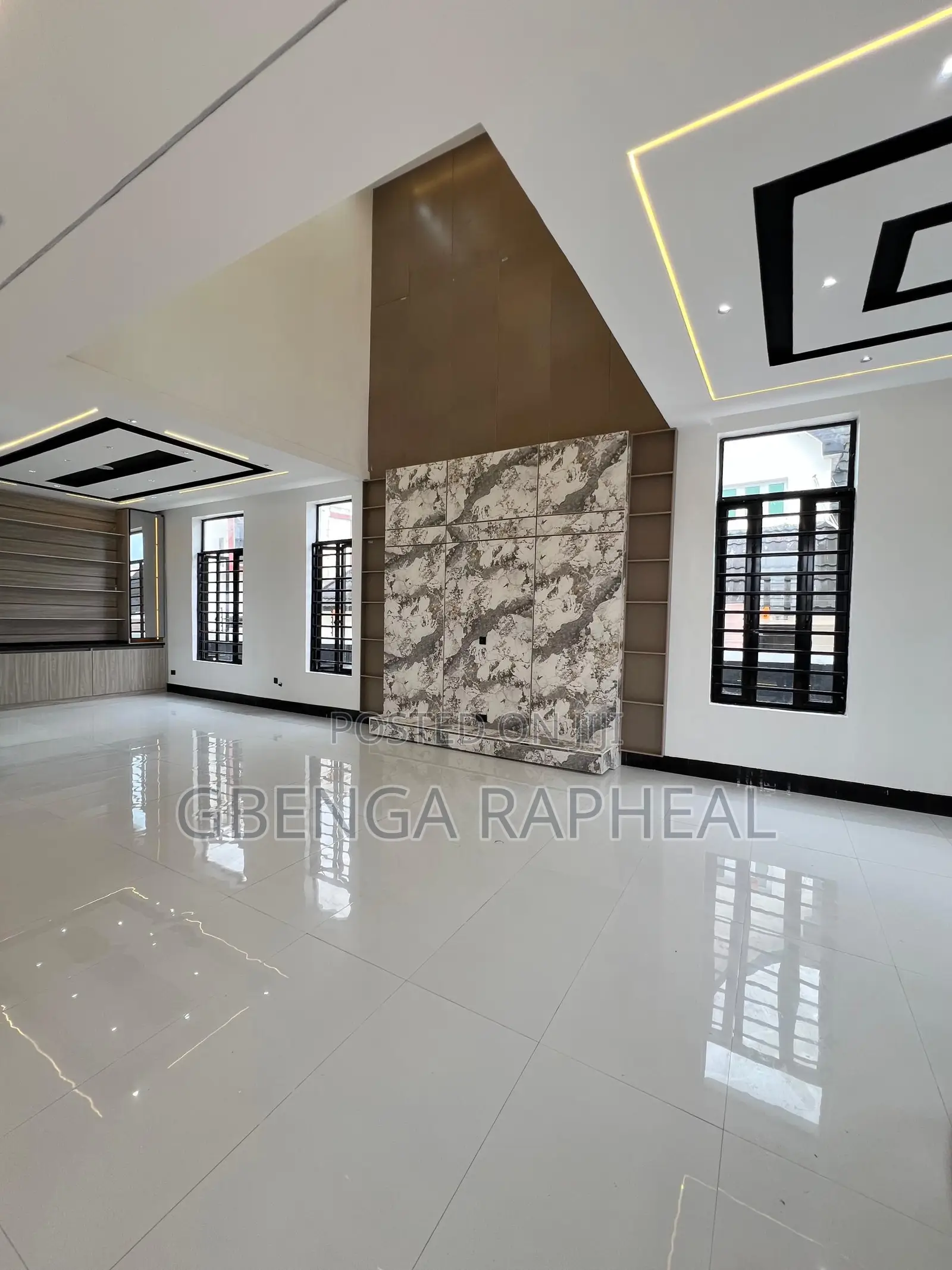 5bdrm Duplex in Ajah for sale in Ajah