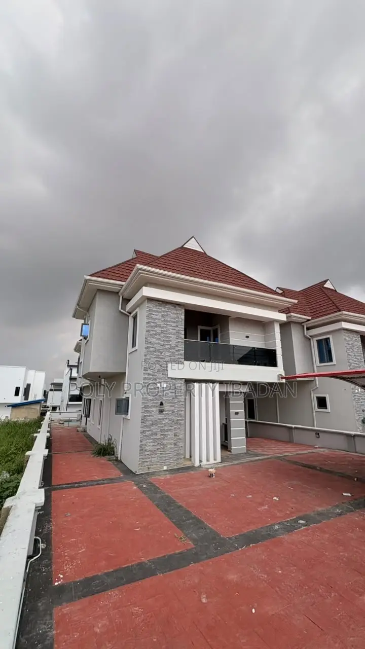 Furnished 4bdrm Duplex in Engineer Lere Adigun, Basorun for rent in Basorun