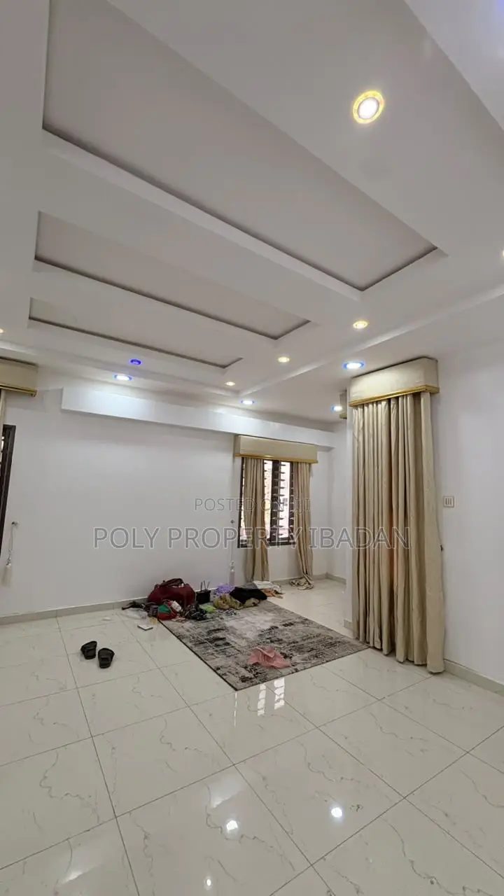 Furnished 4bdrm Duplex in Engineer Lere Adigun, Basorun for rent in Basorun