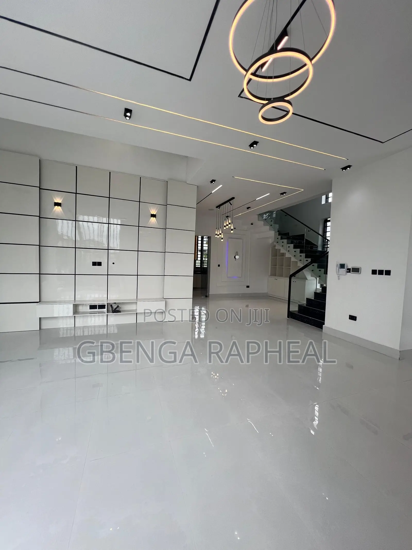 5bdrm Duplex in Ajah for sale in Ajah