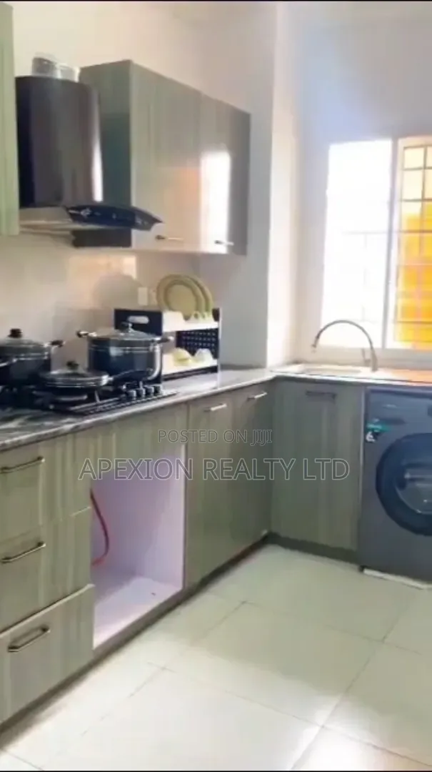 3bdrm Apartment in Opposite Buena Vista, Lagos Island / Lagos Island in Lagos Island / Lagos Island