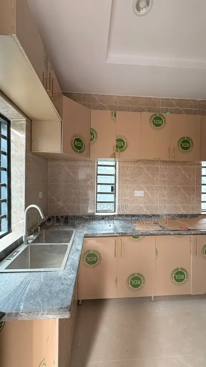 2bdrm Apartment in Kolapo Ishola Gra, Iwo Road for rent in Iwo Road