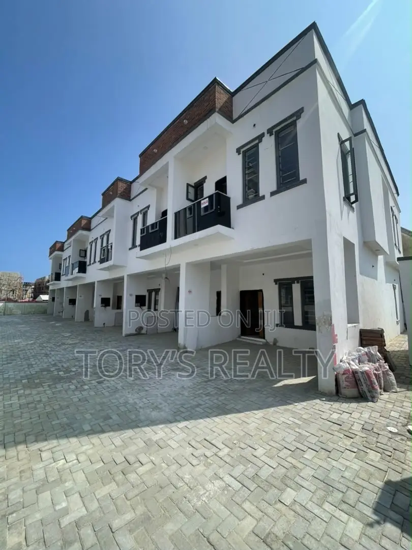 3bdrm Duplex in Ado / Ajah for sale in Ado / Ajah