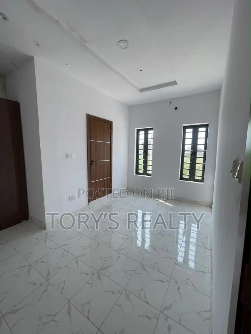 3bdrm Duplex in Ado / Ajah for sale in Ado / Ajah