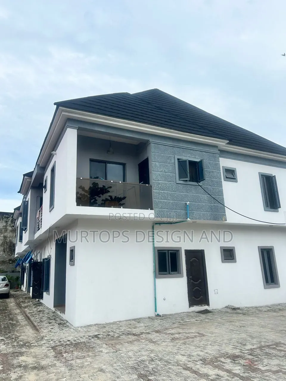 12bdrm Block of Flats in Off Lekki-Epe Expressway for sale in Off Lekki-Epe Expressway