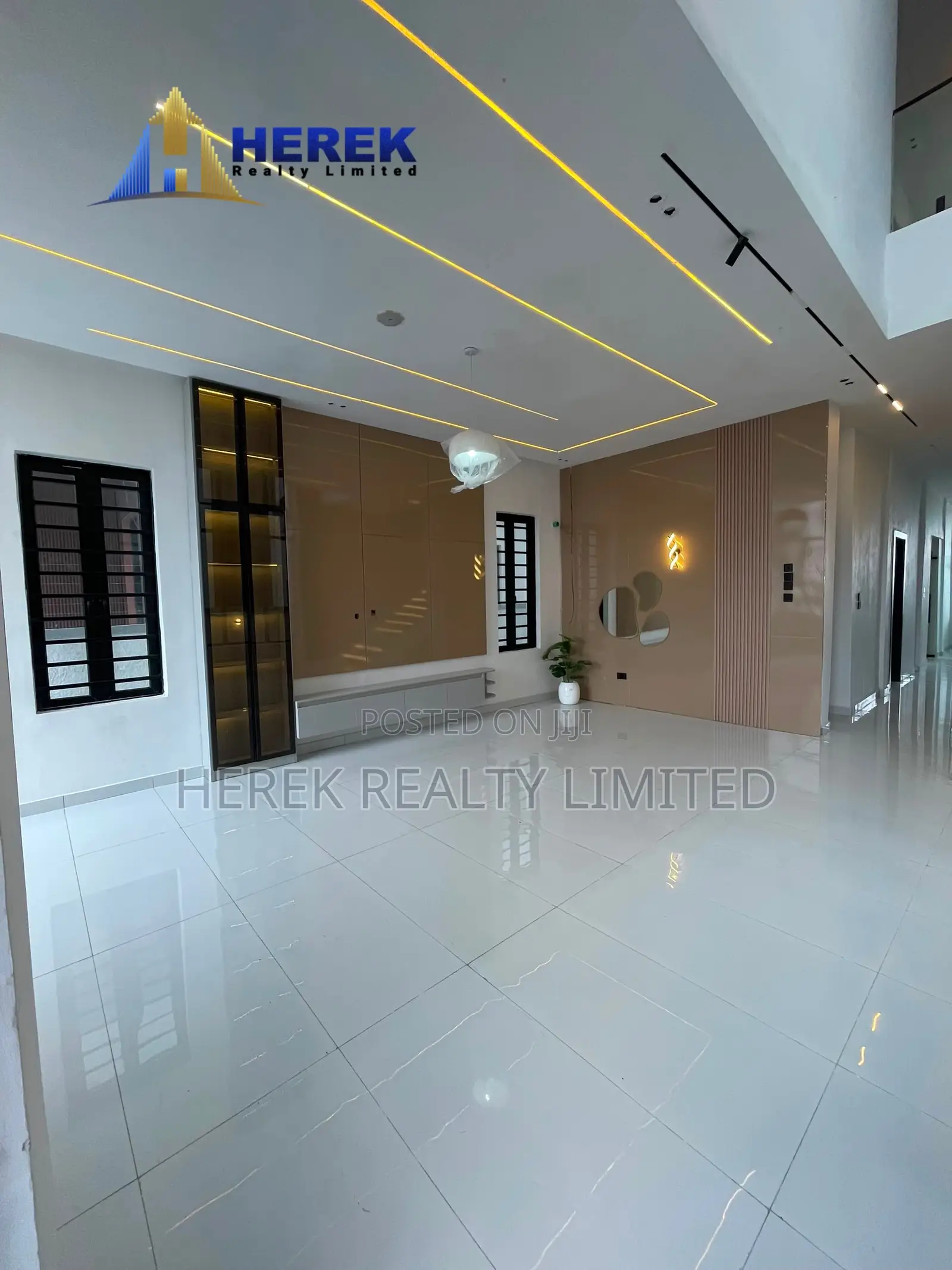 5bdrm Duplex in Ado Ajah for sale in Ado / Ajah