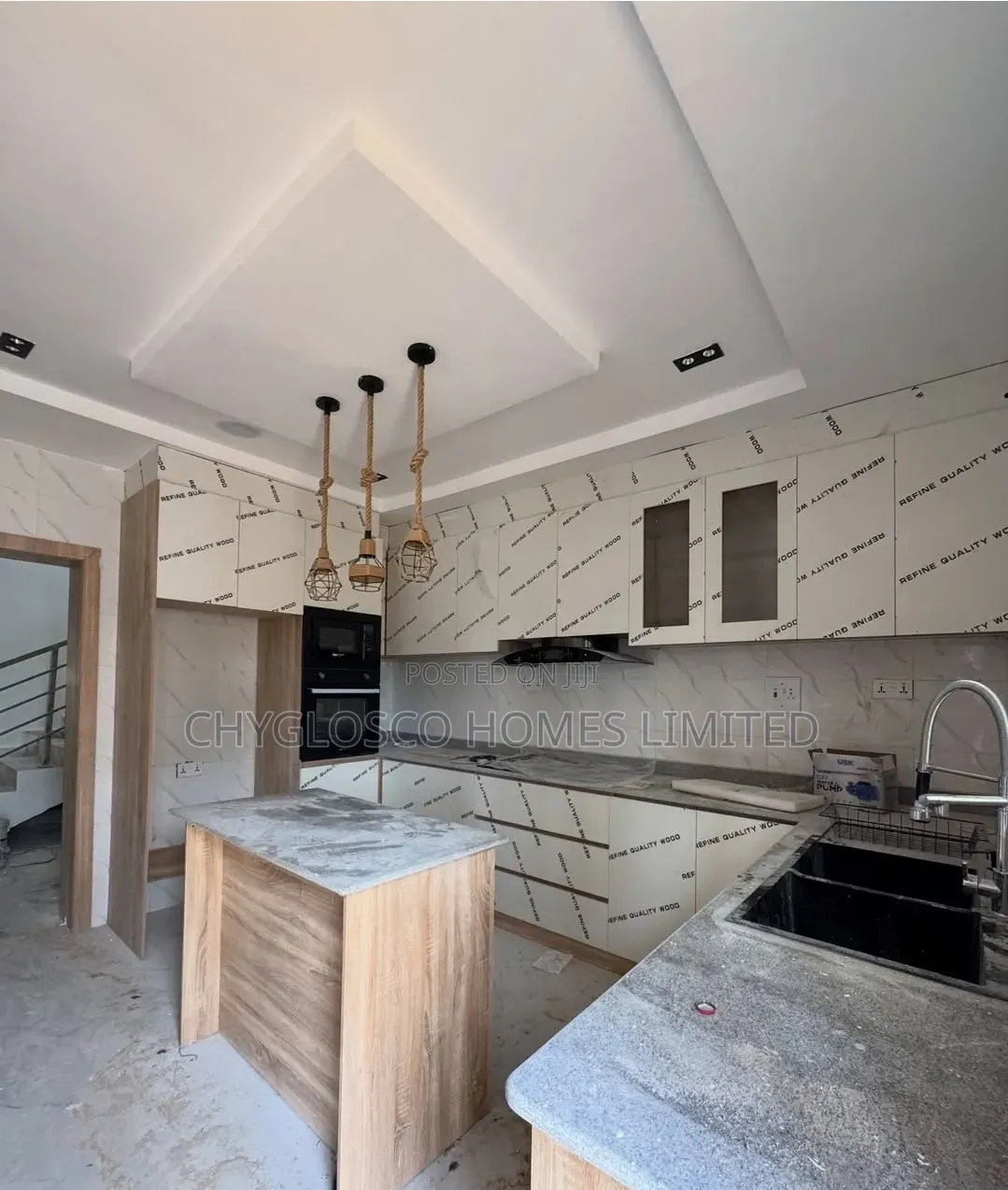 4bdrm Duplex in Eliozu for sale in Eliozu