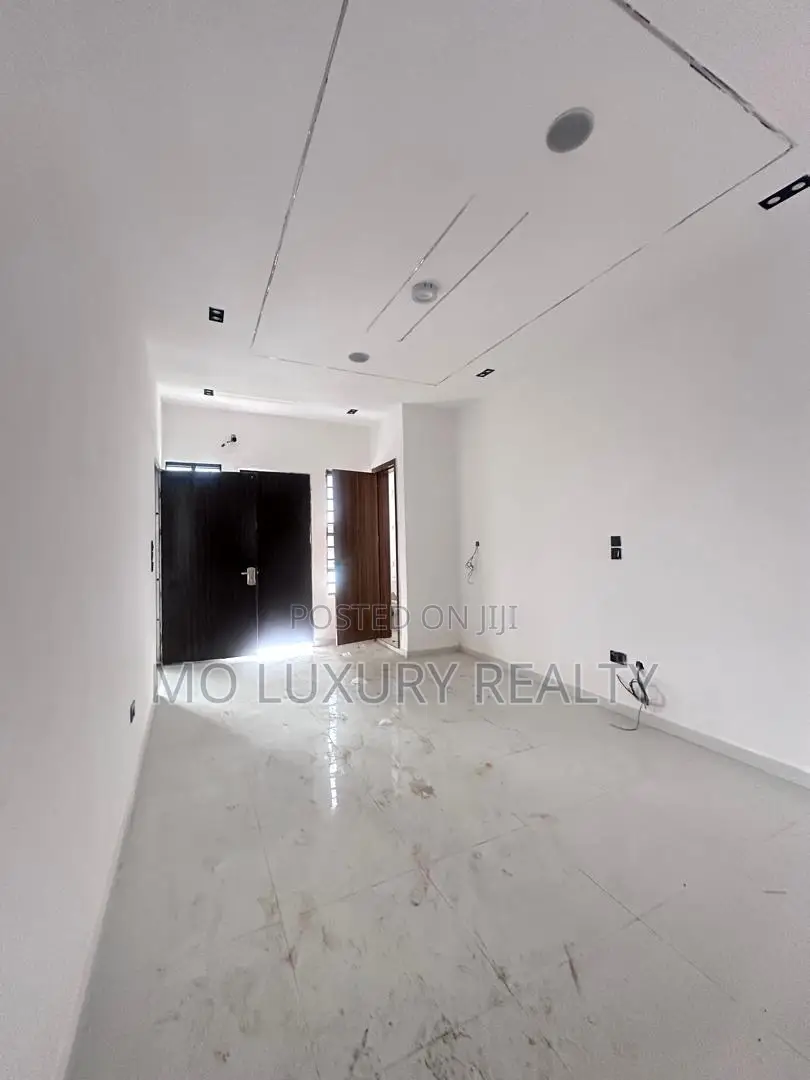 2bdrm Apartment in Victoria Gardens, VGC / Ajah for sale in VGC / Ajah