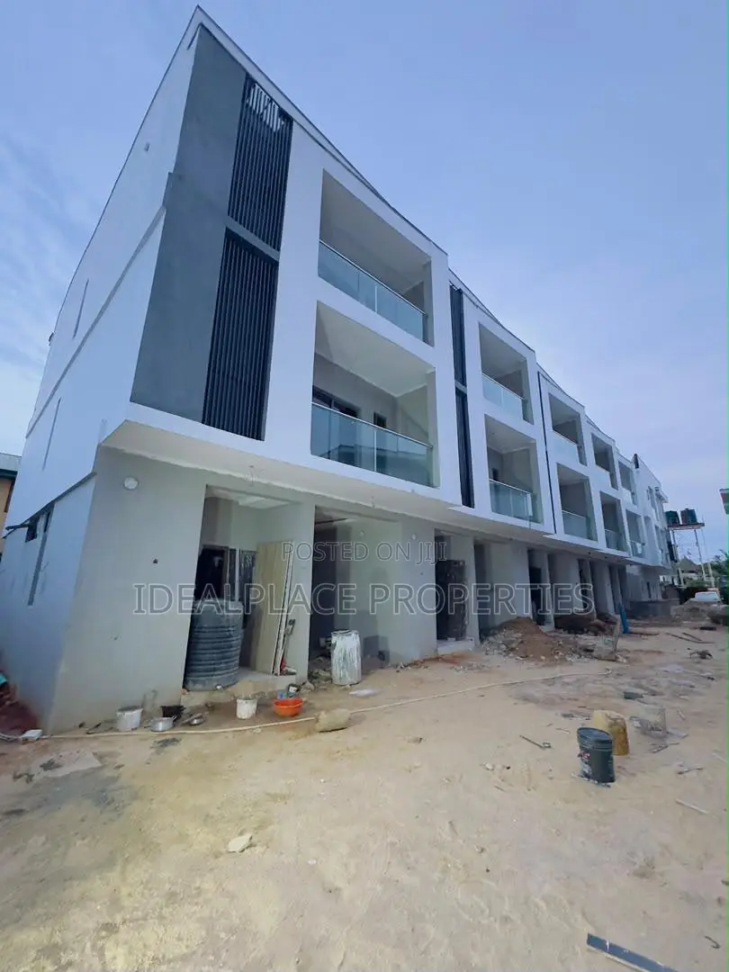4bdrm Duplex in Ogudu GRA for sale in Ogudu GRA