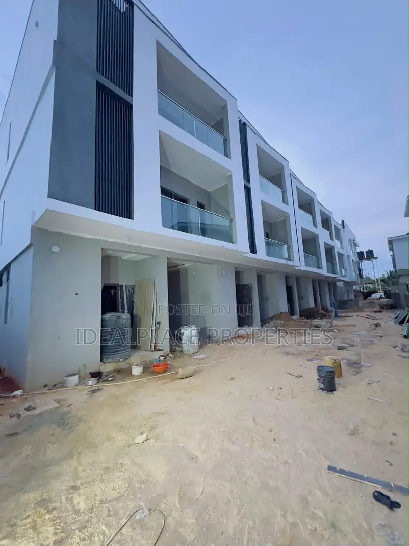 4bdrm Duplex in Ogudu GRA for sale in Ogudu GRA