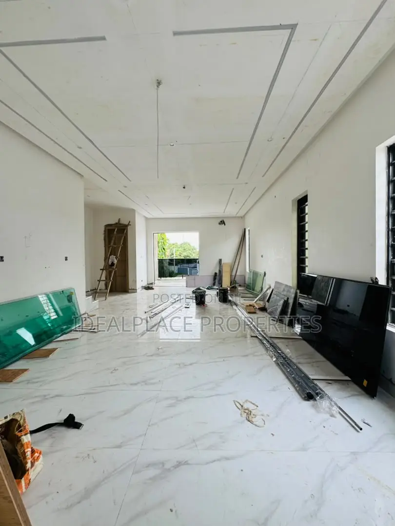 4bdrm Duplex in Omole Phase 1 for sale in Omole Phase 1