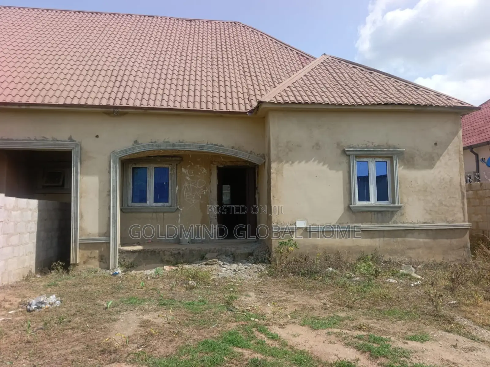 3bdrm Bungalow in Lugbe District., FHA for sale in FHA