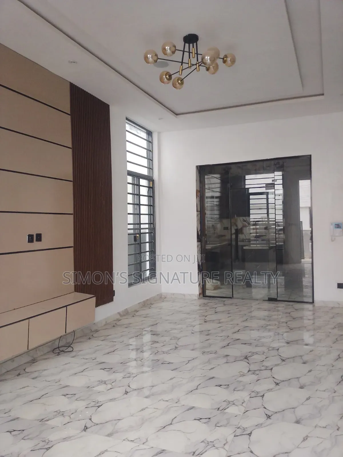 4bdrm Duplex in Ikota for sale in Ikota