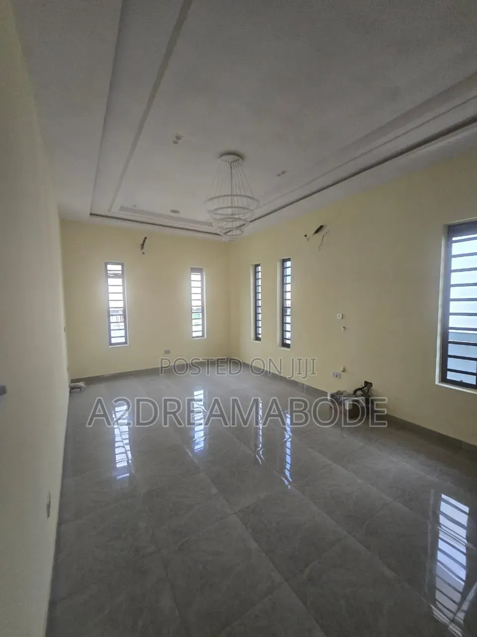 5bdrm Duplex in Omole for sale in Omole Phase 2