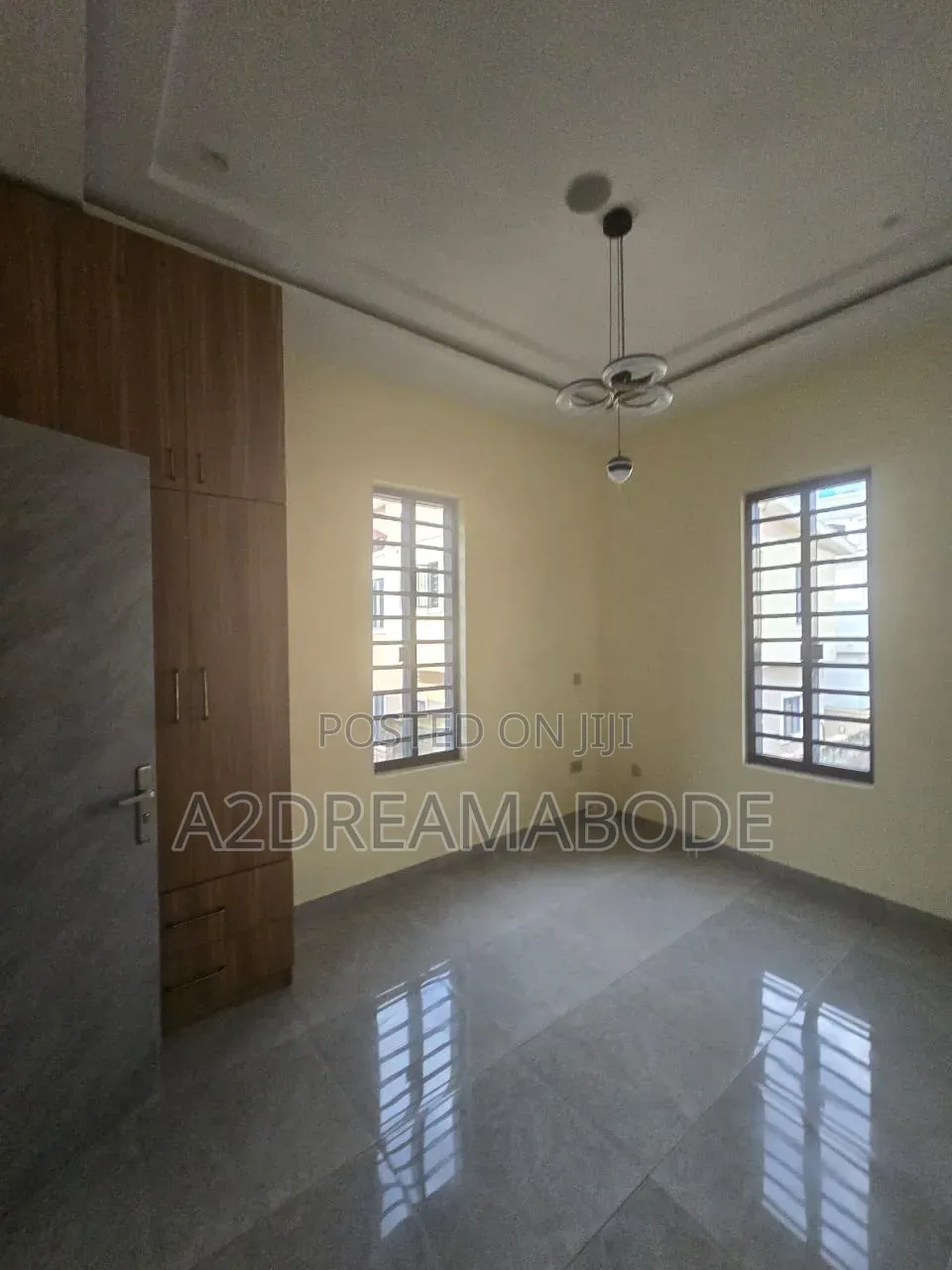 5bdrm Duplex in Omole for sale in Omole Phase 2