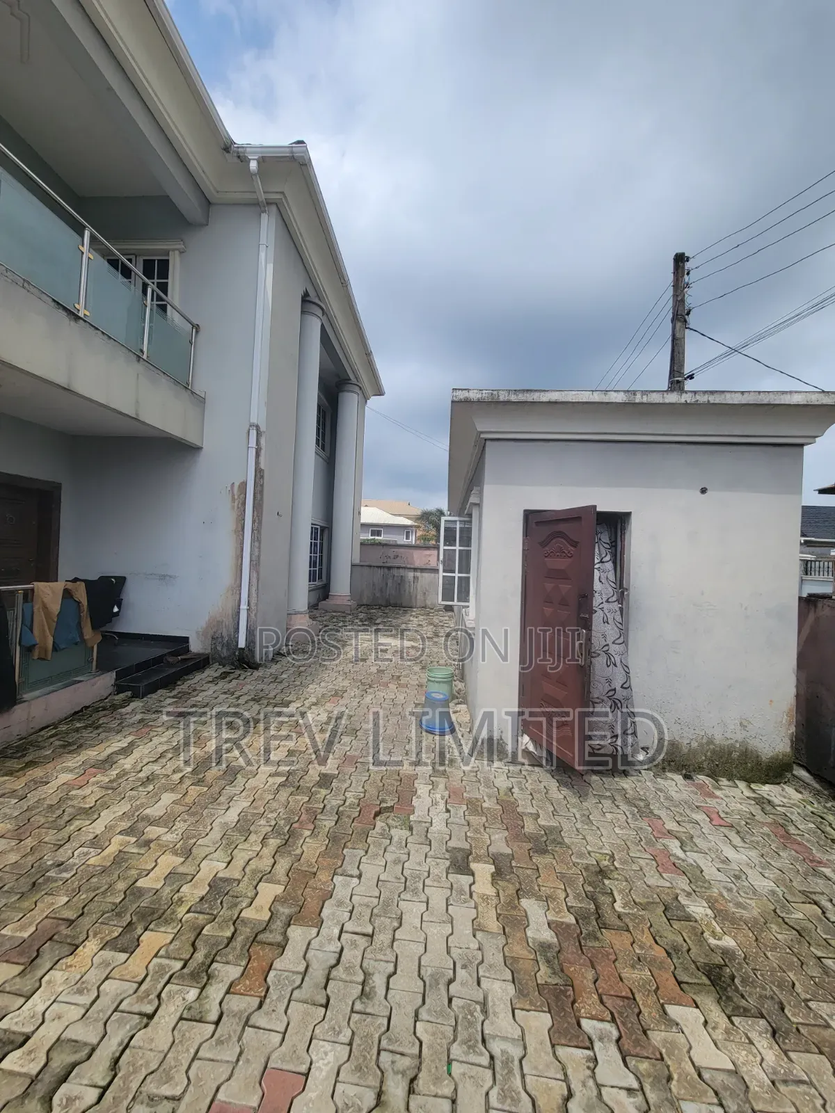 4bdrm Block of Flats in Rockstone Estate for sale in Badore