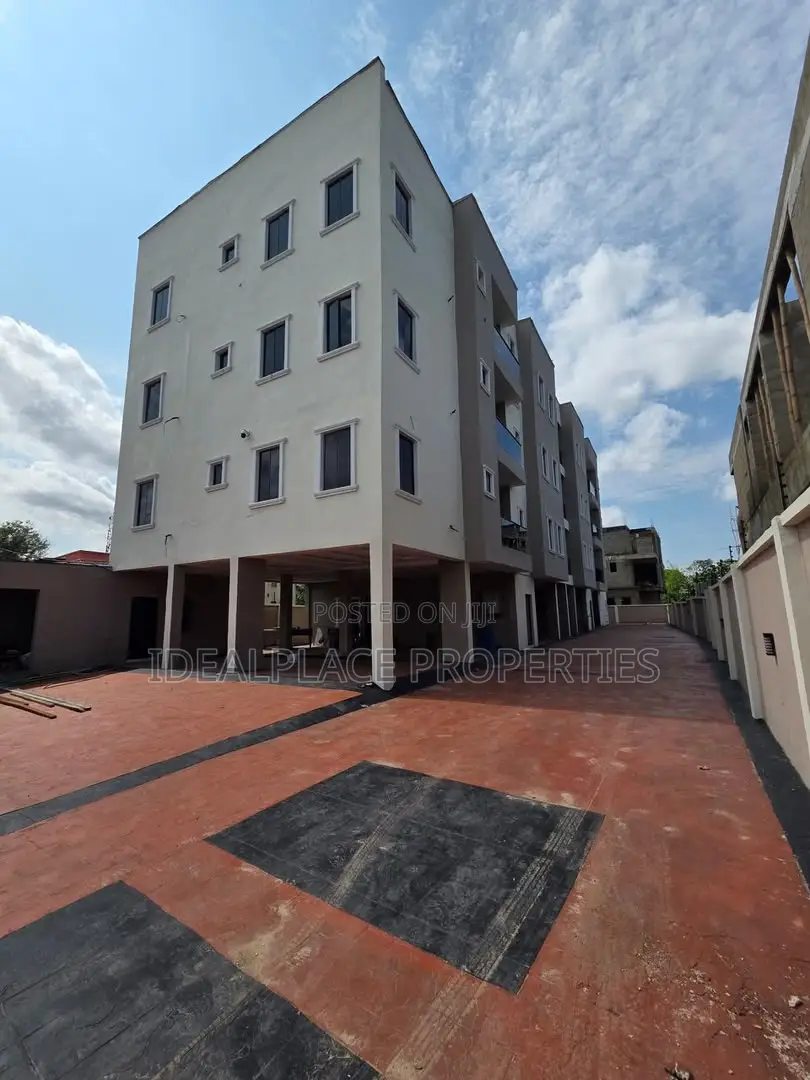 2bdrm Apartment in Sabo / Yaba for sale in Sabo / Yaba
