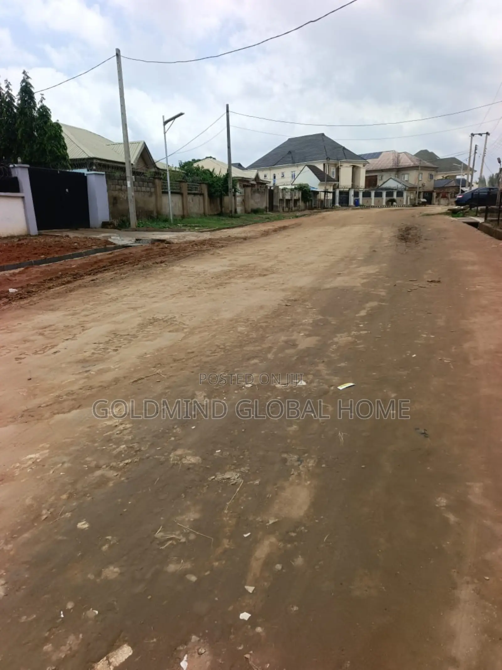 3bdrm Bungalow in Lugbe District. for sale in Sabon Lugbe