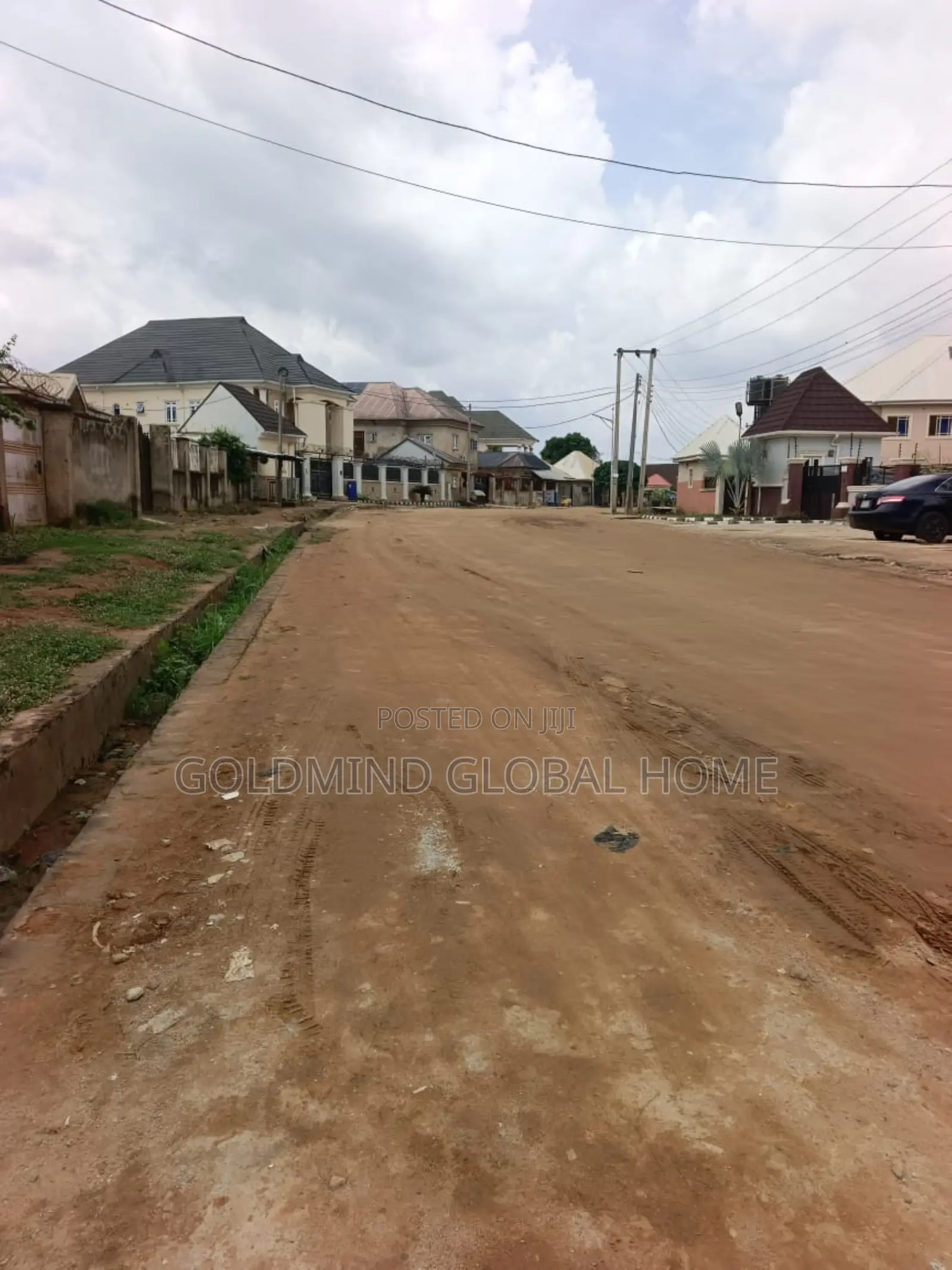 3bdrm Bungalow in Lugbe District. for sale in Sabon Lugbe