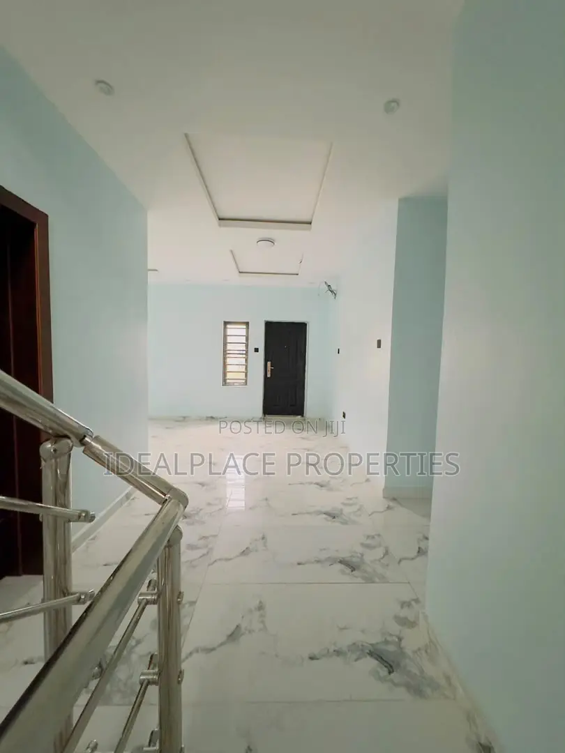 5bdrm Duplex in GRA Phase 1 for sale in GRA Phase 1