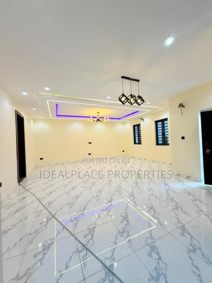 4bdrm Duplex in Oregun for sale in Oregun