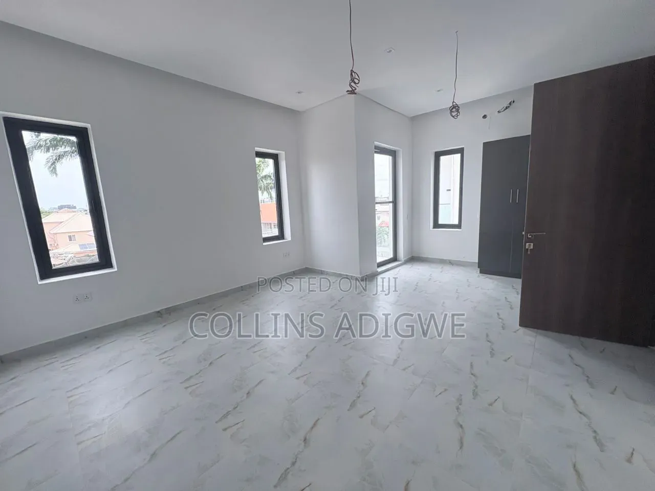 5bdrm Duplex in Lekki Phase 1 for sale in Lekki Phase 1