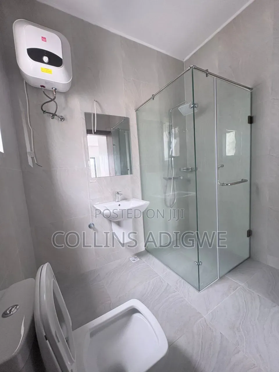 5bdrm Duplex in Lekki Phase 1 for sale in Lekki Phase 1