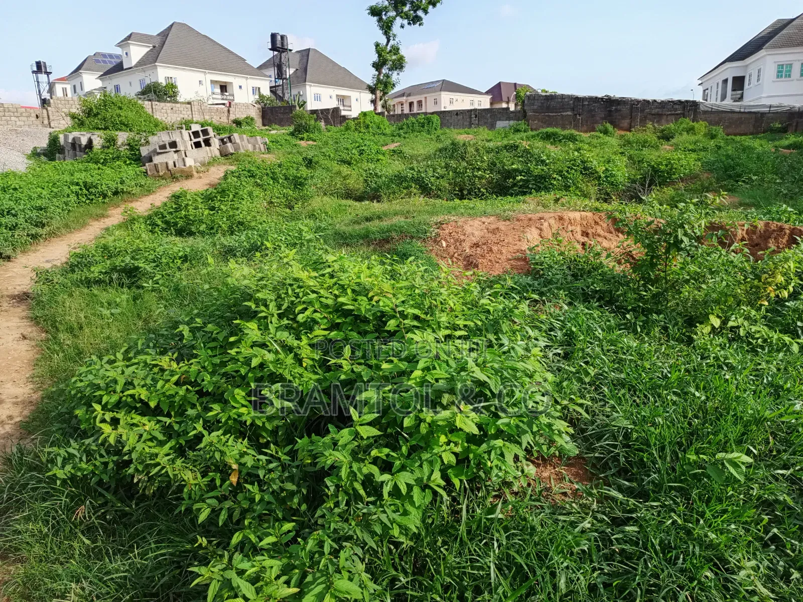 4200Sqm Residential Plot in Wuye in Wuye
