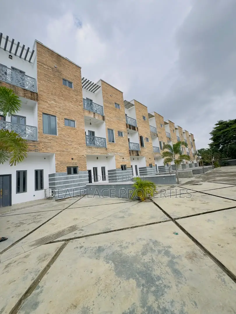 4bdrm Duplex in Ikeja GRA for sale in Ikeja GRA