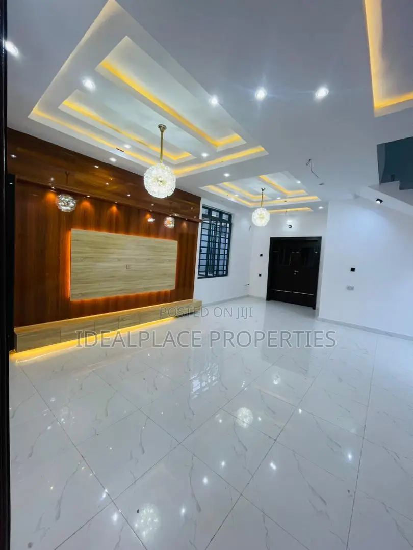 4bdrm Duplex in Ifako-Ogba for sale in Ifako-Ogba