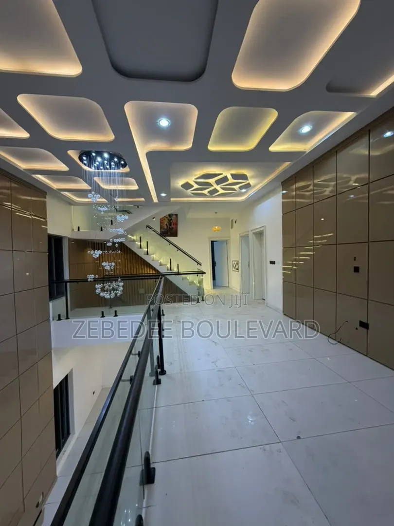 5bdrm Duplex in Asokoro for sale in Asokoro