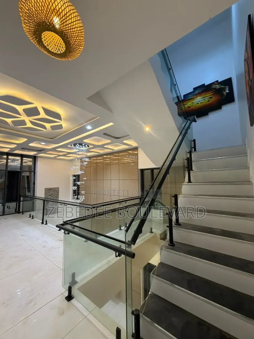 5bdrm Duplex in Asokoro for sale in Asokoro