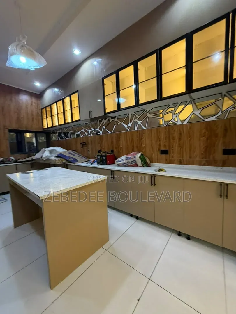 5bdrm Duplex in Asokoro for sale in Asokoro