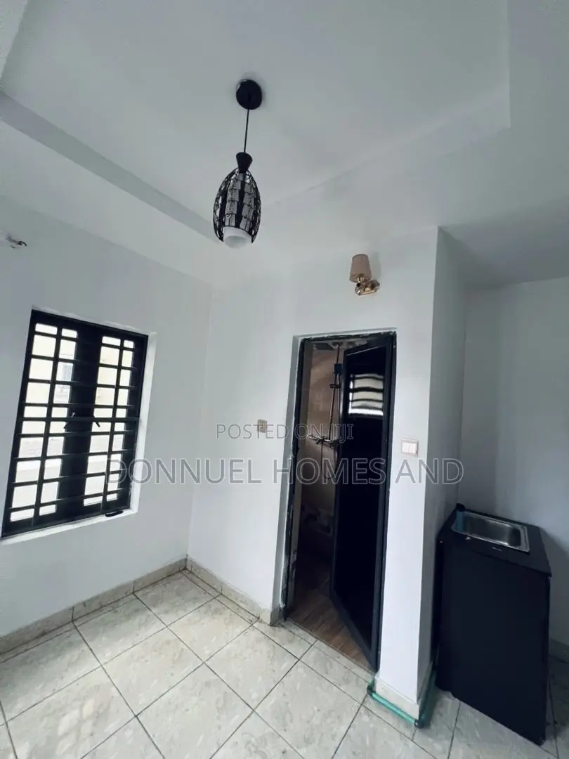 Studio Apartment in Lekki Expressway for rent in Lekki Expressway