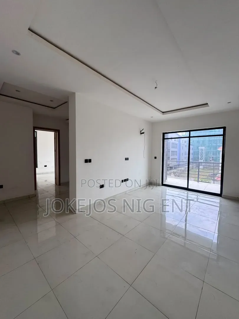 4bdrm Maisonette in Lekki Phase 1 for rent in Lekki Phase 1