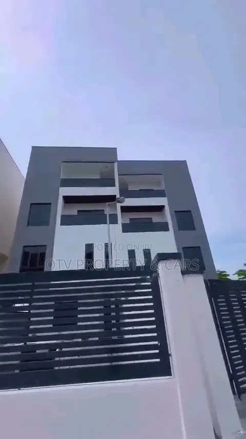 4bdrm Duplex in Banana Island for sale in Banana Island