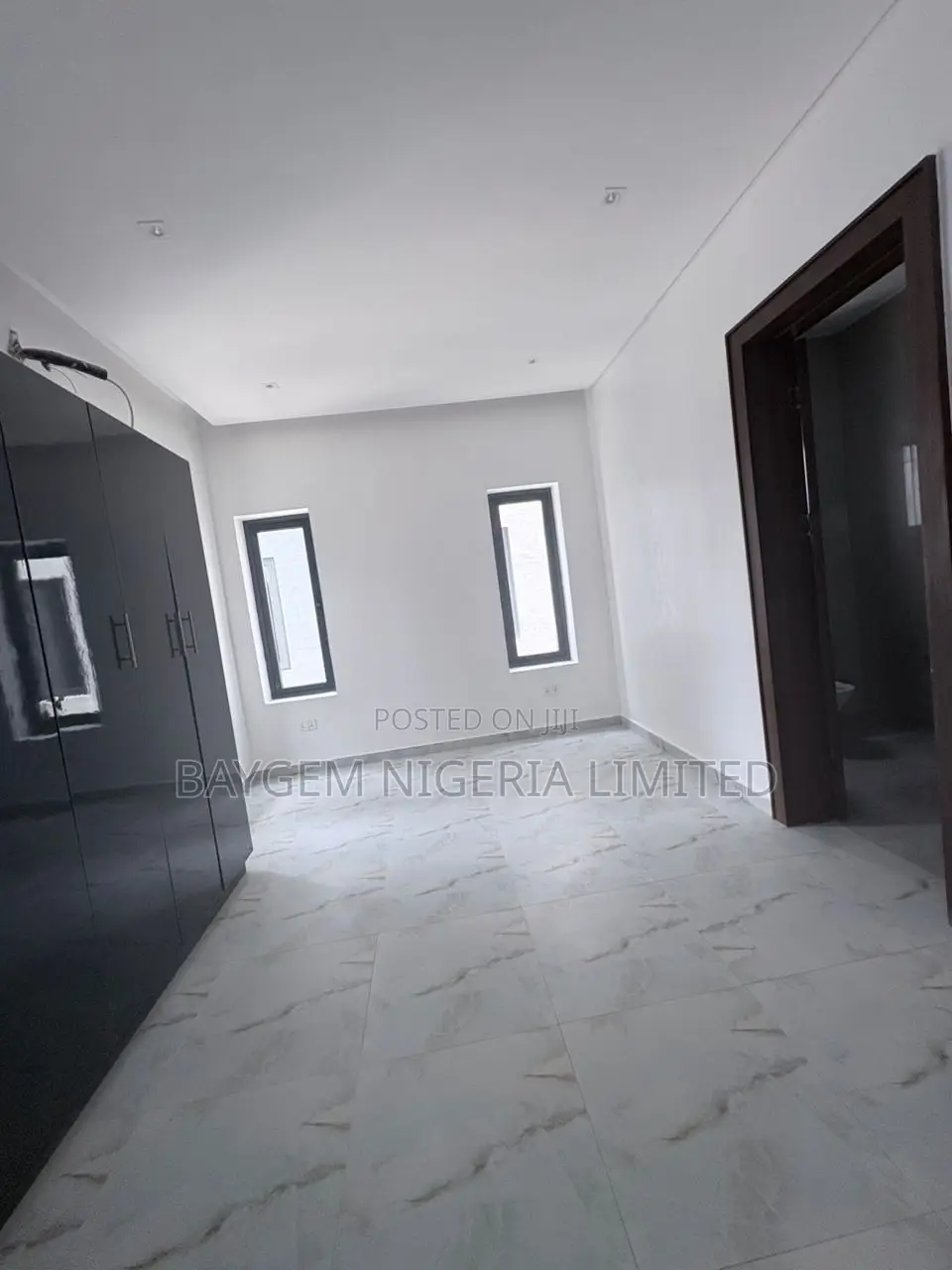 4bdrm Duplex in Lekki Phase 1 for sale in Lekki Phase 1