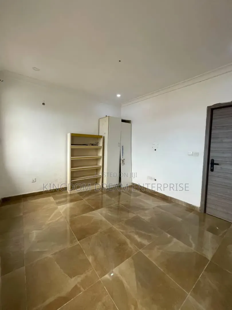 1bdrm Apartment in Chevron for rent in Chevron
