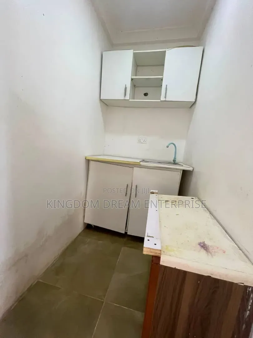 1bdrm Apartment in Chevron for rent in Chevron