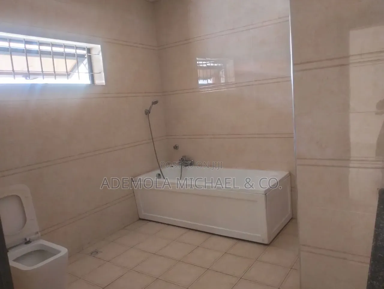 4bdrm Duplex in Asba & Dantata for sale in Kado