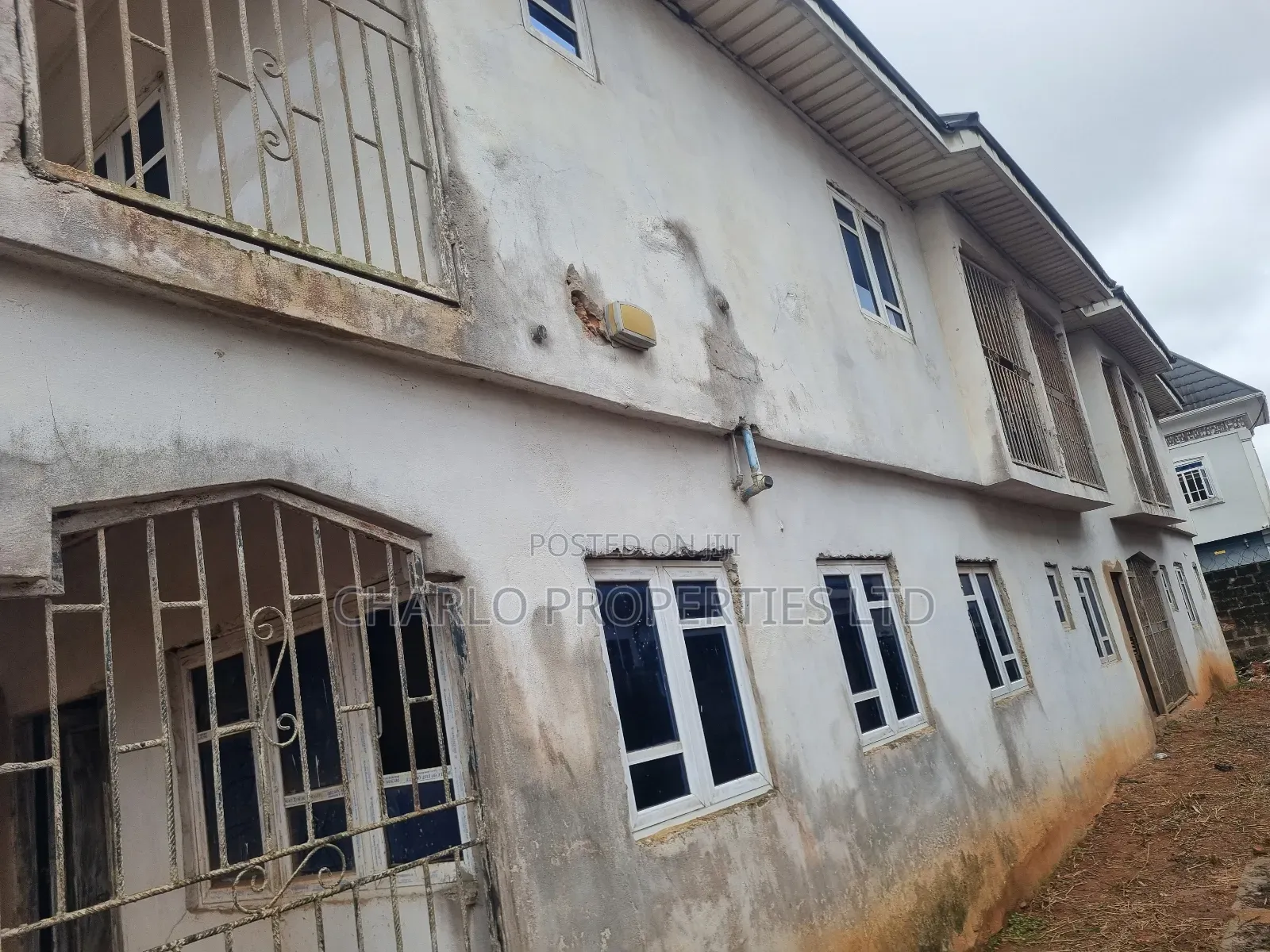 12bdrm Block of Flats in Benin City for sale in Benin City
