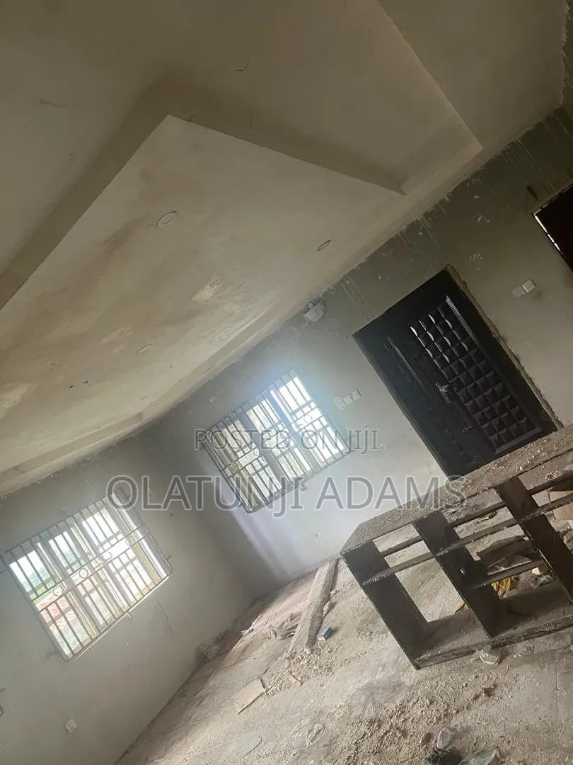 5bdrm Bungalow in Ilupeju Ofatedo, Osogbo for sale in Osogbo